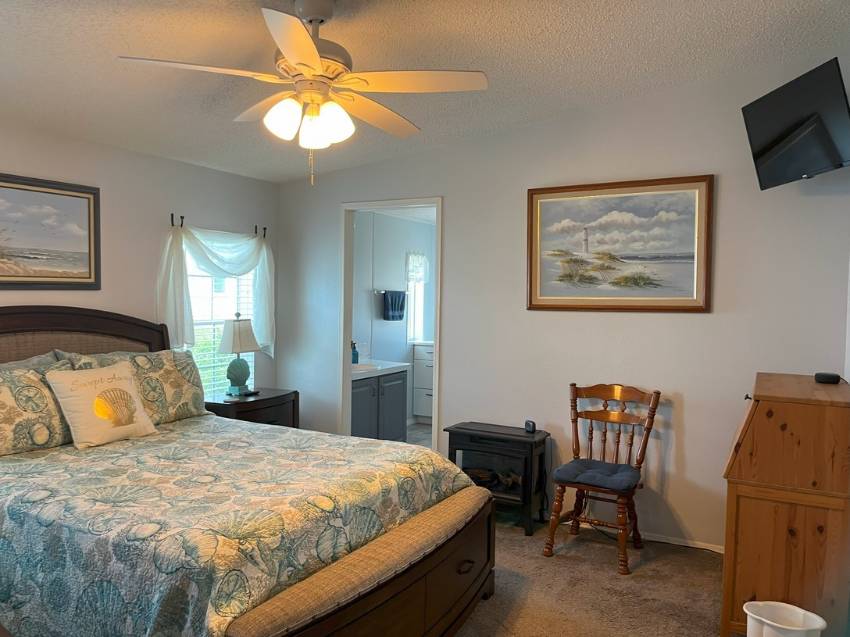 2408 Crooked Stick Drive a Winter Haven, FL Mobile or Manufactured Home for Sale